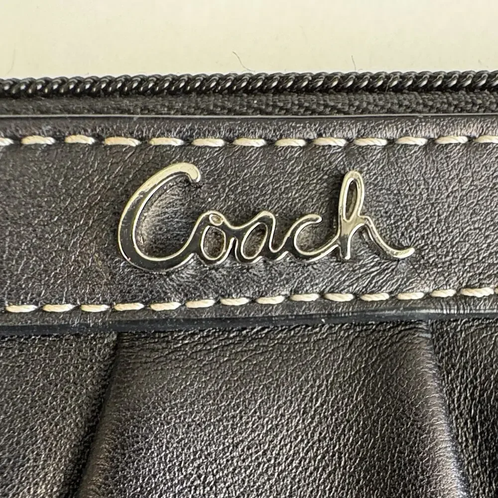 Coach Ashley Black Leather Pleated Zipper Wristlet Pouch F46302